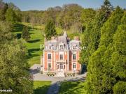 Château 12 pièces 408 m²