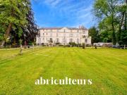 Chateau 16 pièces 1000 m²