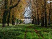 Château 20 pièces 900 m²