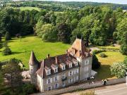 Chateau 21 pièces 677 m²