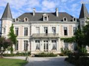 Château 37 pièces 1800 m²