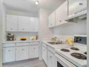 Chateau Apartments Studio Apartment for Rent at 505 6 St...