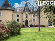 Château clé en main avec 10 chambres, bar, salle de...
