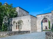 Château médiéval inscrit au patrimoine historique francais