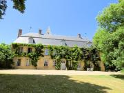 Château XVIIIo sur 3,9ha de parc, possibilité 107ha de...