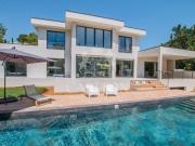 CHATEAUNEUF GRASSE Contemporaine de 4 chambres à...