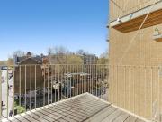 Chatsworth House, One Tower Bridge SE1, 2 bedroom flat...
