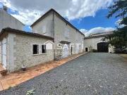 Chazelles 16380 Achat / Vente maison 9 pièces t9 piscine