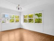 Deal! 0/24 Thornton Street, Surfers Paradise, QLD 4217