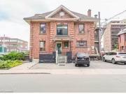 Charming 104 201 James Street S, Hamilton, ON, L8P 3A8...