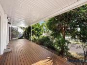 Rental! 1/102 Henderson Street, Bulimba, QLD 4171
