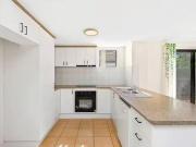 Rental! 16 Oxbridge Chase, Arundel, QLD 4214