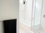 Unique 17/86 Hotham St, EAST MELBOURNE Apartment for...