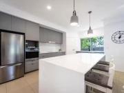 Cozy 19 Willow Street, Varsity Lakes, QLD 4227