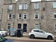 Nice 1 BA 1 bedroom flat for rent in Urquhart Road, City...