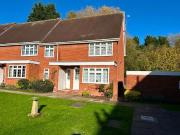 Charming 1 BA 2 bedroom ground floor maisonette for rent...