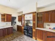 Cozy 1 BA 2 bedroom semi detached house for rent in...