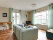 Nice 1 BA 3 bedroom flat for rent in Regents Wharf,...