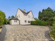 Rental! 1 BA 3 bedroom semi detached house for rent in...