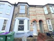 Cheap 1 BA 3 bedroom terraced house for rent in Walton...