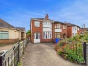 Rental! 1 BA 4 bedroom semi detached house for rent in...