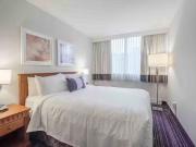 Deal! 1 BA Unit 907 2170 Lincoln