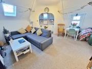 Just in! 1 bedroom apartment for rent in Surrey Road...