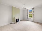 Cheap 1 bedroom flat for rent in Kingsnorth Gardens,...