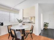 Cozy 1 Hipwood Street, Kirribilli Apartment for rent...