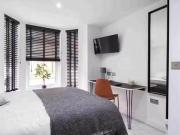 Cozy 1 Room 76 Portland Road, LN5 6 Beds 4 Baths