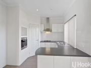 Deal! 20D Lanyon Street, Mandurah, WA 6210