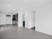 Charming 2/11 Acland Drive, Horsley Apartment for rent...