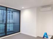 Unique 2211/228 La Trobe Street, Melbourne Apartment for...