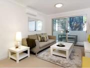 Unique 2304/151 Annerley Rd, Dutton Park Apartment for...