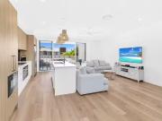 Charming 2/38 Mawarra Street, Surfers Paradise, QLD 4217