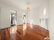 For Rent! 2/39 Military Road, Neutral Bay, NSW 2089
