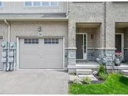 Cozy 24 170 Palacebeach Trail, Hamilton, ON, L8E 0H2...