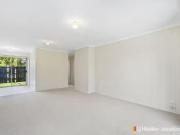 Charming 2/5 Melanie Place, Labrador, QLD 4215