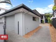 Just in! 2/5 Purli Street, Surfers Paradise, QLD 4217