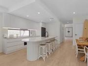 Deal! 2/76 Seagull Avenue, Mermaid Beach, QLD 4218