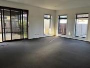 Rental! 2/90 Lovett Street, Devonport, TAS 7310