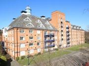 Just in! 2 BA 2 bedroom apartment for rent in Sheering...