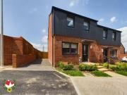 For Rent! 2 BA 3 bedroom semi detached house for rent in...