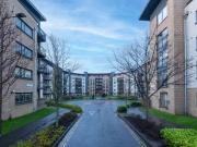 Cozy 2 BA 4 bedroom flat for rent in East Pilton Farm...