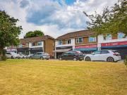 Cozy 2 bedroom apartment for rent in Elmfield Way, South...