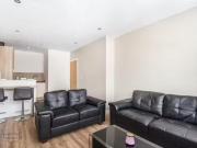 Charming 2 bedroom apartment for rent in Ickneild...