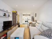 Deal! 2 bedroom apartment for rent in Keats Apartments,...