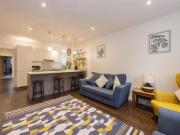 Cozy 2 bedroom apartment for rent in Thomas Street,...