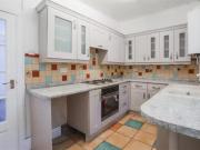 Cozy 2 bedroom house for rent in Burnley Road East,...