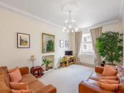 Just in! 2 bedroom property to let in Hogarth Road,...